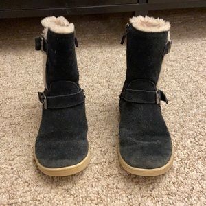 Black uggs toddler size 12